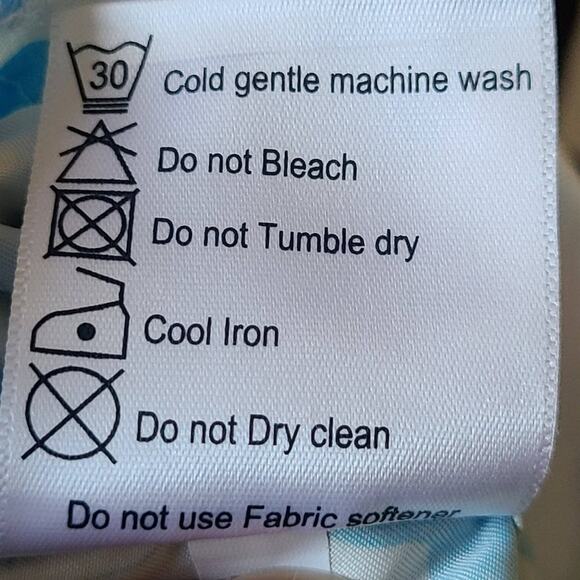 TOM & TEDDY Blue and‎ White Elephants UPF 50+ Quick Dry Swim Shorts Size Small - Picture 9 of 11